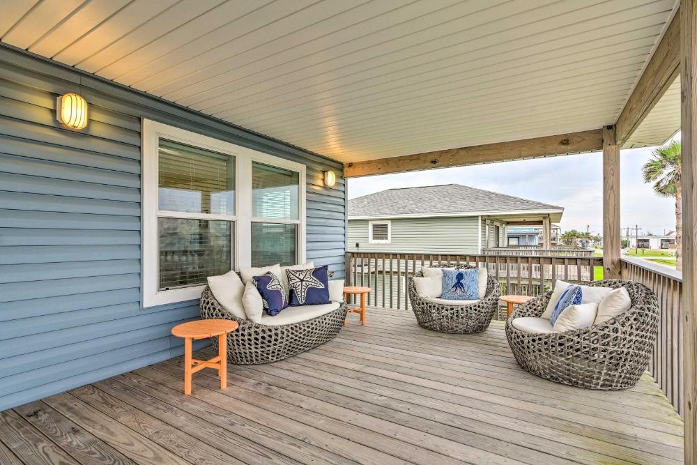 Sea Isle Retreat Restaurant, Bar and Marina On-Site